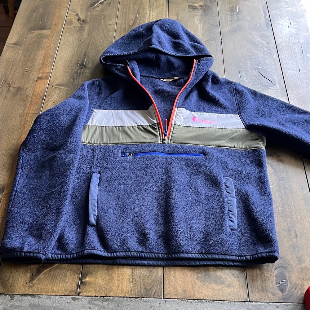 Cotopaxi Medium Navy Blue Fleece Hoodie Like New